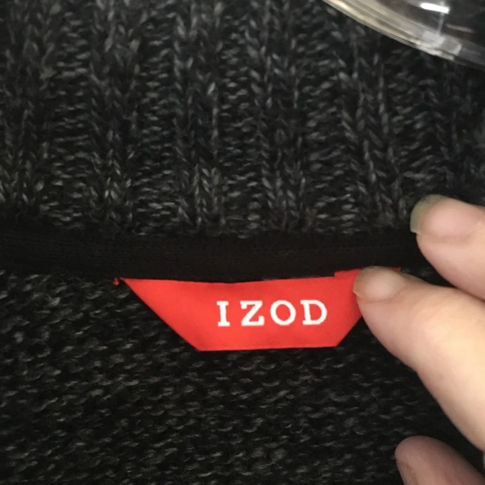 FINAL MARKDOWN Mens izod sweater large